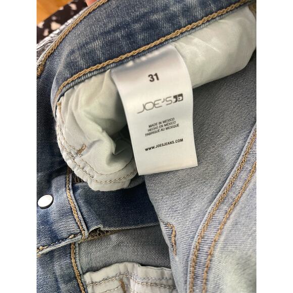 Joe's Jeans Women's 31 Straight Leg Distressed Light Wash Ankle - Picture 4 of 7